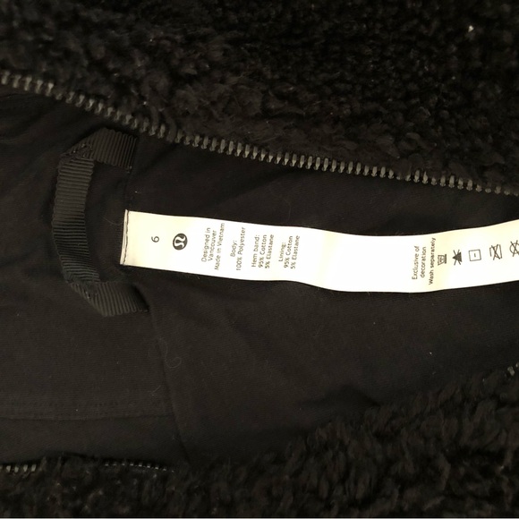 Lululemon Scuba Sherpa Half Zip🖤⭐️ - Picture 4 of 4